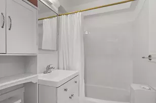 175 W 13th St, New York City, NY 10011 - Photo 7