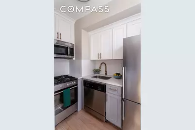 60 E 9th Street #640, New York, NY 10003 - Photo 7