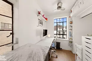 35 W 90th St, New York City, NY 10024 - Photo 7