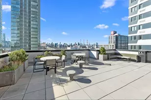 42-14 Crescent St, New York City, NY 11101 - Photo 9