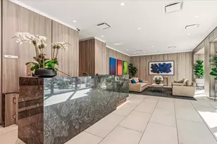 305 E 40th St, New York City, NY 10016 - Photo 9