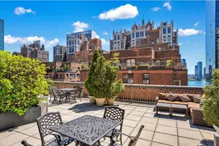 305 E 40th St, New York City, NY 10016 - Photo 11