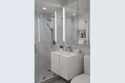 305 E 40th Street #3R, New York, NY 10016 - Photo 9