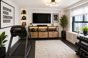 305 E 40th St, New York, NY 10016 - Photo 7