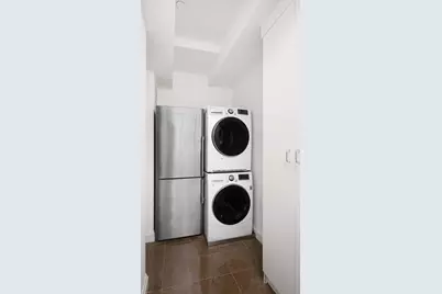 435 E 76th Street #PHB, New York, NY 10021 - Photo 27