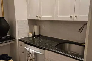 172 E 91st St, New York, NY 10128 - Photo 3