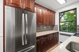 3015 Riverdale Ave, New York City, NY 10463 - Photo 11