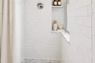 325 W 21st St, New York City, NY 10011 - Photo 5