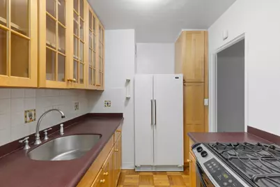 136 E 56th Street #9J, New York City, NY 10022 - Photo 5