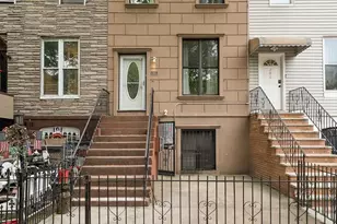 366A Monroe St, New York City, NY 11221 - Photo 13