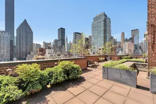 345 E 52nd St, New York City, NY 10022 - Photo 11