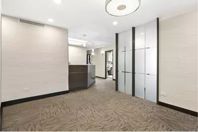150 E 69th Street #2R, New York City, NY 10021 - Photo 3