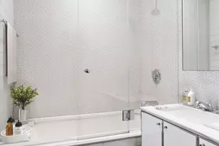 25 Broad St, New York City, NY 10004 - Photo 5