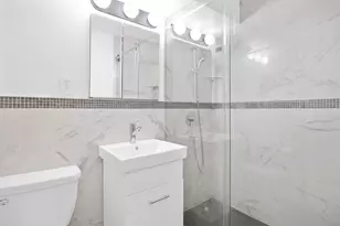 142 E 16th St, New York, NY 10003 - Photo 9