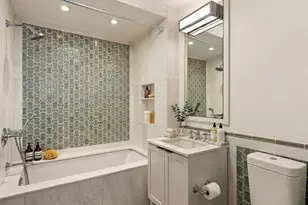 344 W 72nd St, New York City, NY 10024 - Photo 9