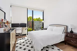 21-30 44th Dr, New York City, NY 11101 - Photo 7