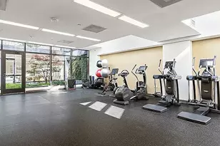 21-30 44th Dr, New York City, NY 11101 - Photo 13