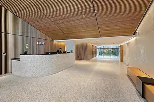 21-30 44th Dr, New York City, NY 11101 - Photo 11