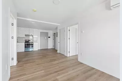 70-25 Queens Boulevard #7J, New York City, NY 11377 - Photo 5