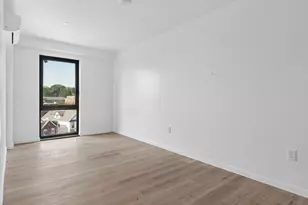 70-25 Queens Blvd, New York City, NY 11377 - Photo 13