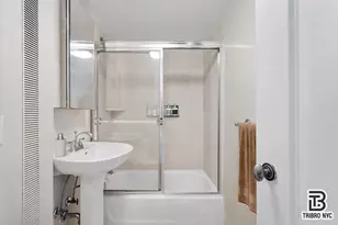 240 W 73rd St, New York, NY 10023 - Photo 3