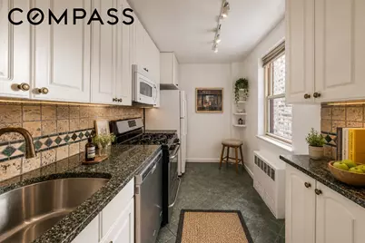333 E 79th Street #10M, New York City, NY 10075 - Photo 3