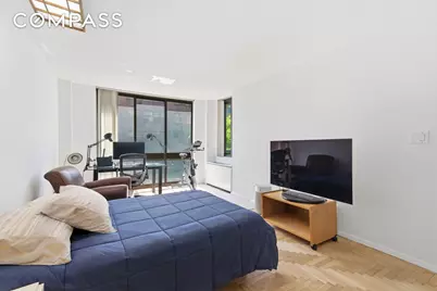 343 E 74th Street #5H, New York, NY 10021 - Photo 5