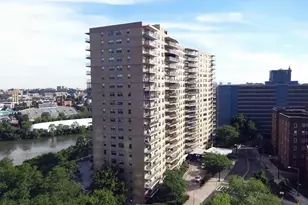 2500 Johnson Ave, New York City, NY 10463 - Photo 17