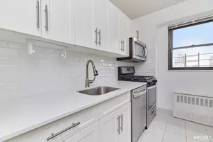 345 E 80th St, New York City, NY 10075 - Photo 5