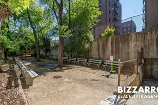 31-85 Crescent St, New York City, NY 11106 - Photo 19