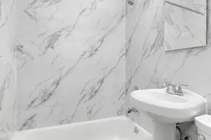 459 Hudson St, New York, NY 10014 - Photo 9