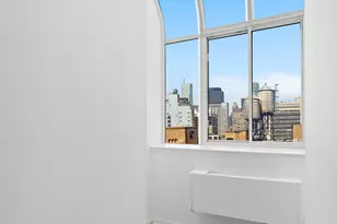310 E 46th St, New York City, NY 10017 - Photo 3