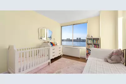 200 Riverside Boulevard #11M, New York City, NY 10069 - Photo 5