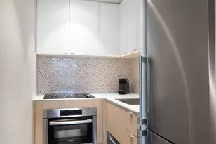 160 Central Park S, New York, NY 10019 - Photo 3