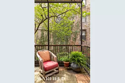 326 E 69th Street, New York City, NY 10021 - Photo 9