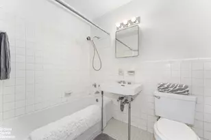 11 Riverside Dr, New York City, NY 10023 - Photo 7