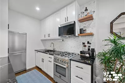 2 Grove Street #5E, New York City, NY 10014 - Photo 5