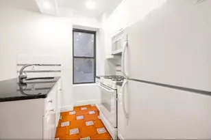 170 E 91st St, New York, NY 10128 - Photo 3