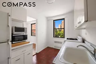 201 E 21st St, New York City, NY 10010 - Photo 7