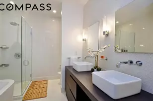 360 Furman St, New York City, NY 11201 - Photo 7