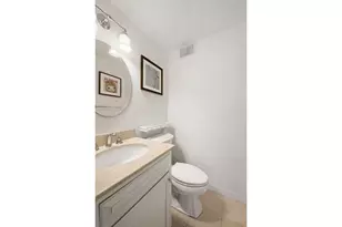 900 Park Ave, New York, NY 10075 - Photo 9