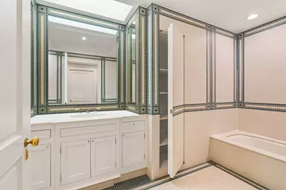 635 Park Avenue #MAISONETTE, New York City, NY 10065 - Photo 13