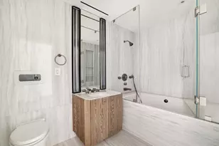 111 W 57th St, New York City, NY 10019 - Photo 13