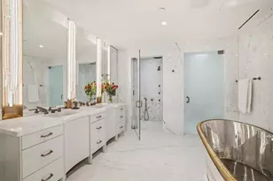 111 W 57th St, New York City, NY 10019 - Photo 7