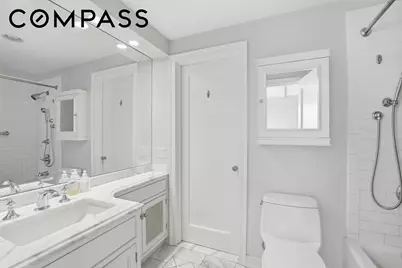 60 Gramercy Park N #8D, New York City, NY 10010 - Photo 11
