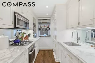 60 Gramercy Park N, New York, NY 10010 - Photo 5
