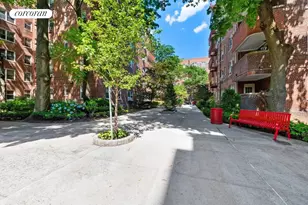 920 E 17th St, New York City, NY 11230 - Photo 11