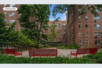 920 E 17th Street #422, New York City, NY 11230 - Photo 9