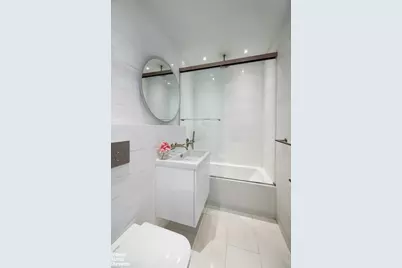 134 E 93rd Street #8B, New York City, NY 10128 - Photo 7