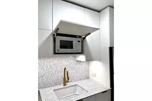 185 Hall St, Brooklyn, NY 11205 - Photo 7